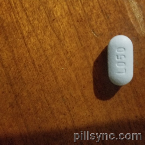 BLUE OVAL L050 Diphenhydramine Citrate 38 MG Ibuprofen 200 MG Oral